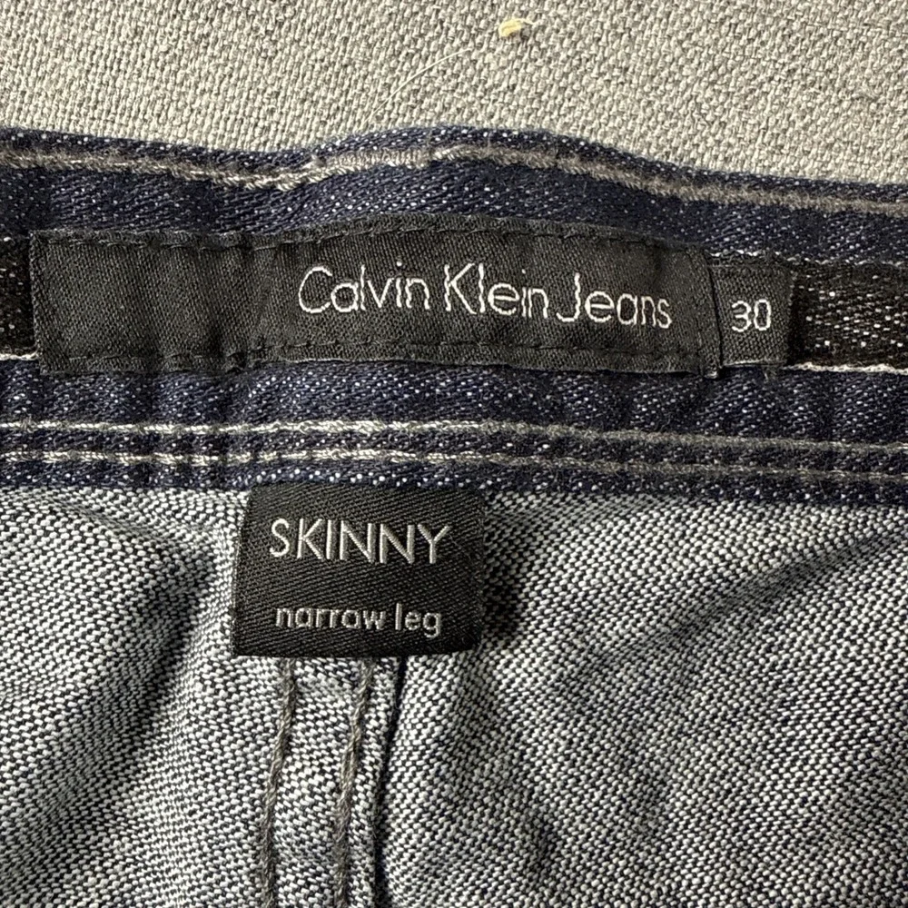 Calvin‎ Klein Men's Low Rise  Skinny Jeans 30×32